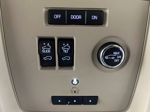 Used 2019 GMC Yukon Denali w/ Denali Ultimate Package AWD/4WD image 72