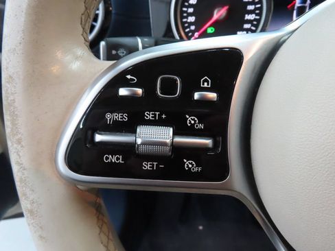 Used 2019 Mercedes-Benz E 450 Cabriolet image 12