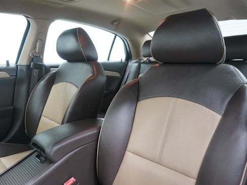 Used 2012 Chevrolet Malibu LTZ FWD image 10