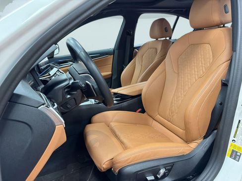 Certified 2023 BMW 530e xDrive w/ Premium Package image 5