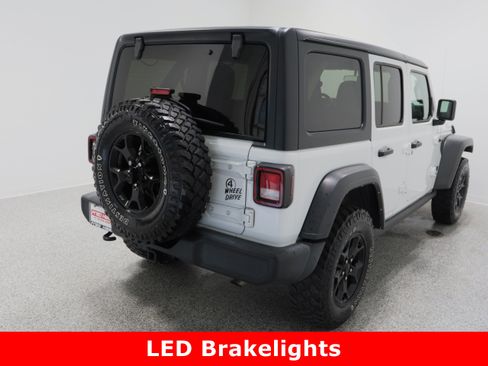 Used 2021 Jeep Wrangler Unlimited Sport image 7