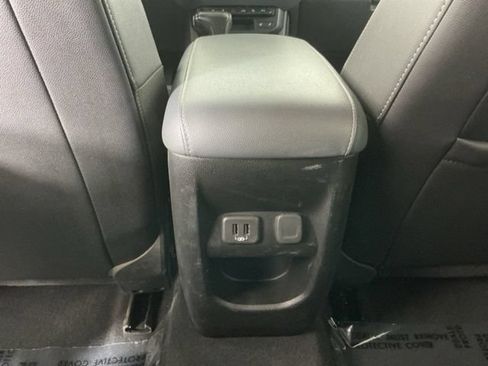 Used 2020 Chevrolet Colorado Z71 AWD/4WD image 22