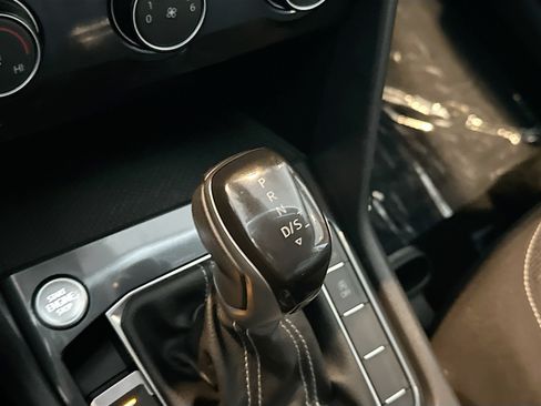 Used 2022 Volkswagen Tiguan S AWD/4WD image 23