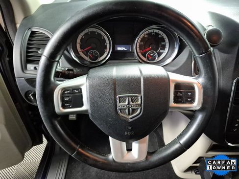 Used 2014 Dodge Grand Caravan American Value Package w/ UConnect Hands-Free Group image 11