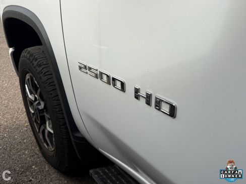 Used 2023 Chevrolet Silverado 2500 High Country w/ Z71 Off-Road Package AWD/4WD image 15