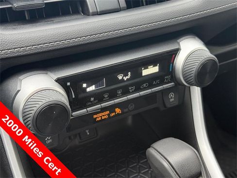 Used 2022 Toyota RAV4 LE image 28