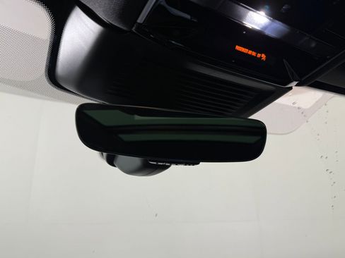 Used 2023 Land Rover Range Rover Sport SE Dynamic image 18