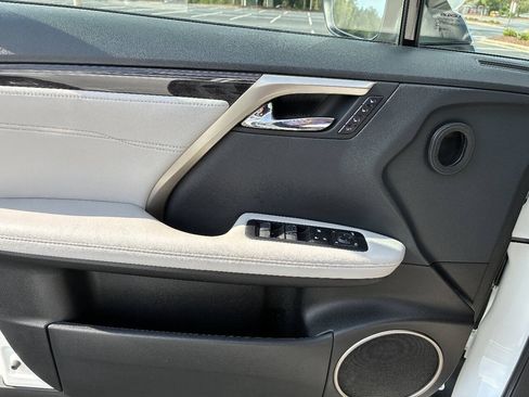 Used 2022 Lexus RX 350 AWD w/ Luxury Package image 32