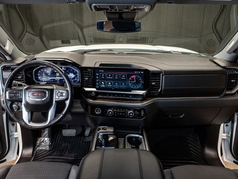 Used 2023 GMC Sierra 1500 Elevation image 14