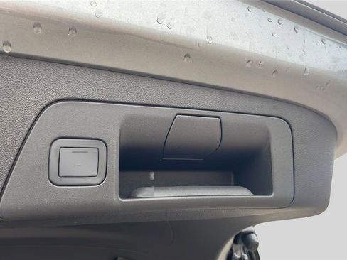 New 2026 Buick Envision Sport Touring image 21