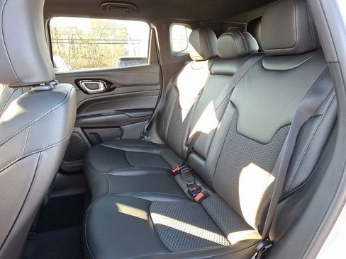 New 2026 Jeep Compass Latitude image 6