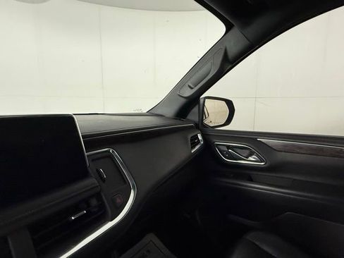 Used 2021 Chevrolet Tahoe Z71 image 16