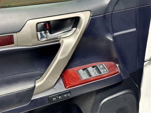Used 2019 Lexus GX 460 image 27