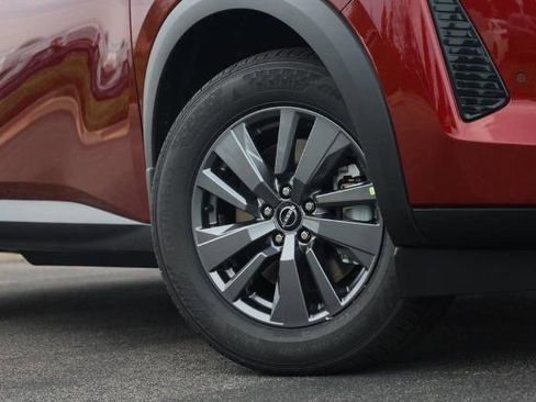 New 2026 Nissan Pathfinder SV image 3