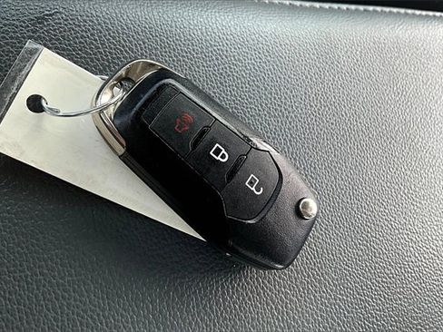 Used 2024 Ford F150 XL image 10