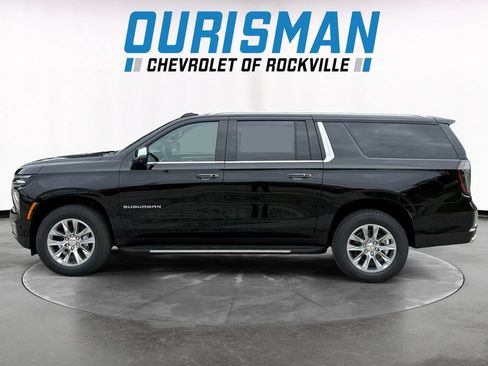 New 2026 Chevrolet Suburban Premier w/ Sun And Tow Package AWD/4WD image 3