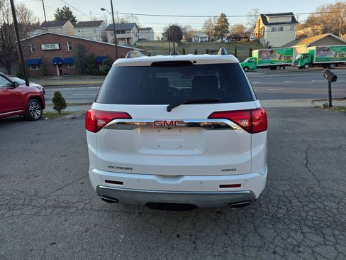 Used 2019 GMC Acadia Denali image 6