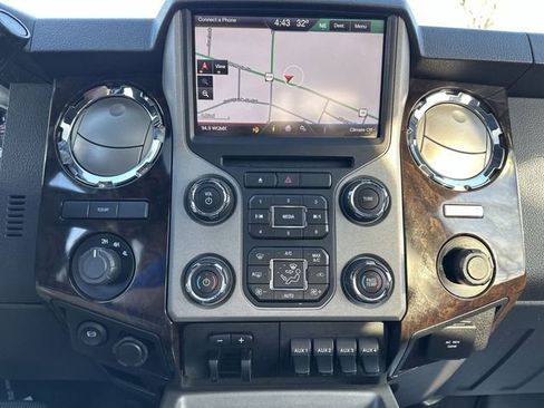 Used 2015 Ford F350 Platinum image 19