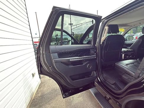 Used 2020 Ford Expedition Platinum AWD/4WD image 14