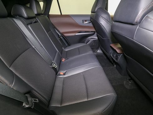 Used 2021 Toyota Venza XLE w/ Softex Package AWD/4WD image 21