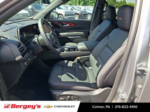 New 2026 Chevrolet Traverse Z71 w/ Enhanced Driving Package AWD/4WD image 11