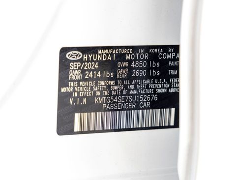 Used 2025 Genesis G70 3.3T Advanced w/ Sport Prestige Package image 33