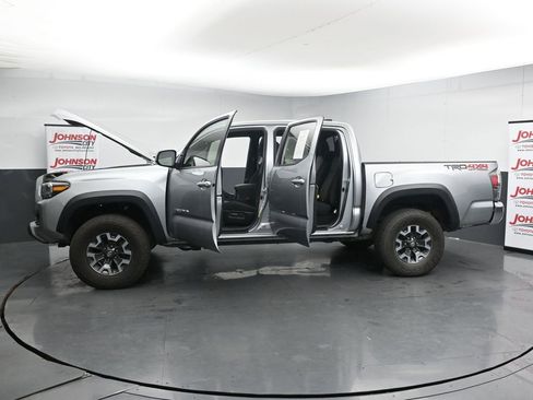 Used 2023 Toyota Tacoma TRD Off-Road AWD/4WD image 28