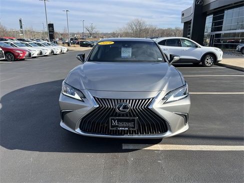 Used 2019 Lexus ES 350 image 7