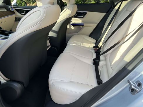 New 2027 Mercedes-Benz GLC 300 4MATIC image 36