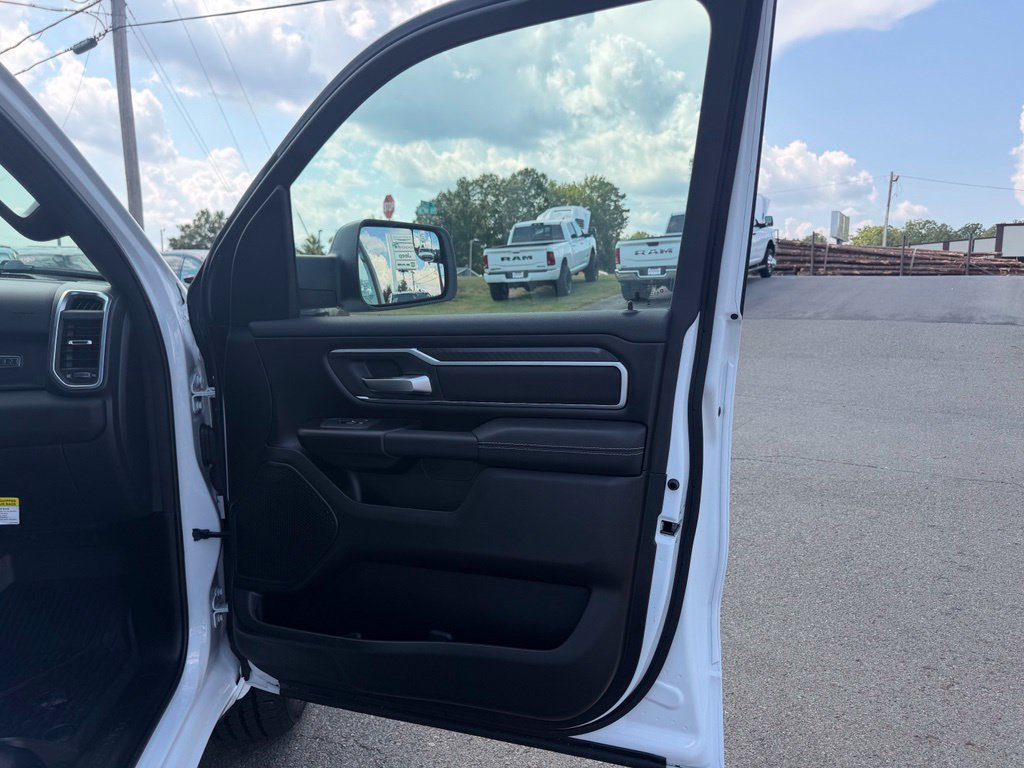 Used 2026 RAM 1500 Big Horn AWD/4WD image 28