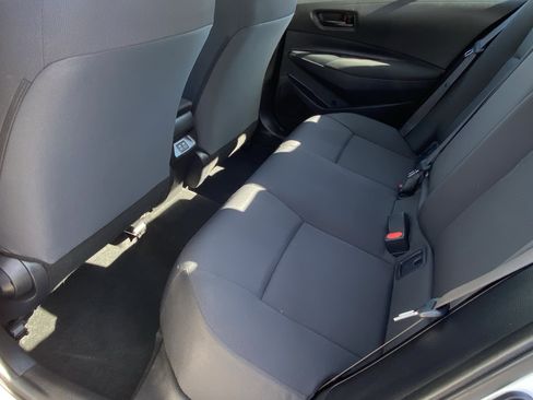 Certified 2025 Toyota Corolla LE image 22