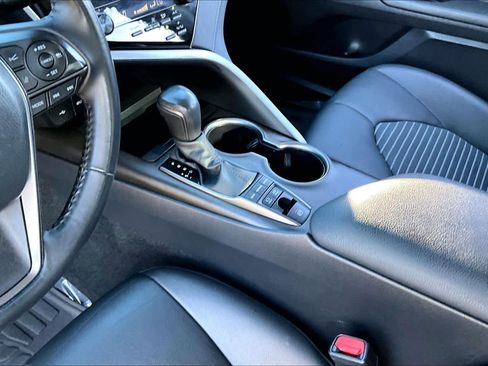 Used 2024 Toyota Camry SE w/ Audio Upgrade Package FWD image 16
