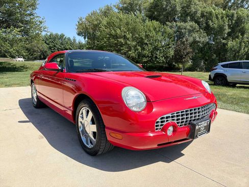 Used 2002 Ford Thunderbird RWD image 8