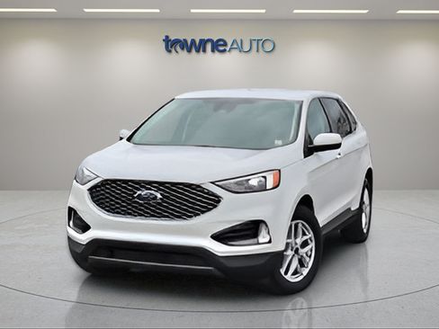 Used 2023 Ford Edge SEL w/ Convenience Package AWD/4WD image 10