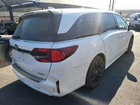 Used 2025 Honda Odyssey Sport-L image 12