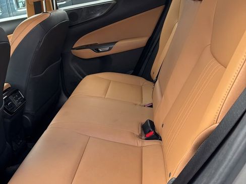 Used 2024 Lexus NX 250 FWD image 5