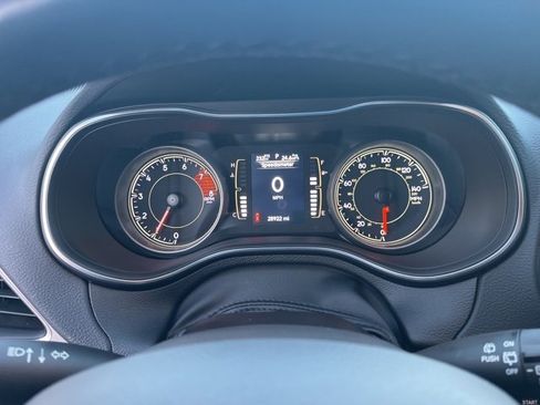 Used 2021 Jeep Cherokee Latitude Lux image 20