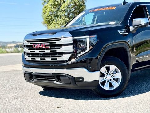Used 2026 GMC Sierra 1500 SLE w/ Preferred Package image 3