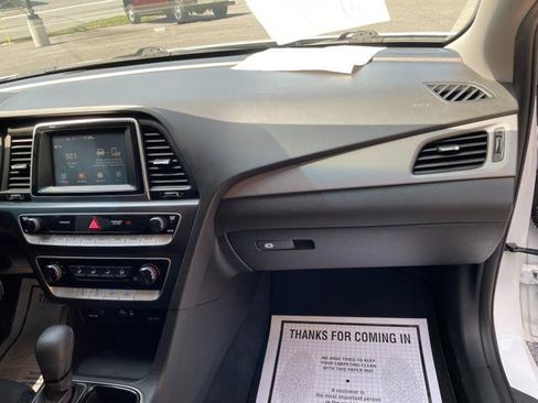 Used 2018 Hyundai Sonata SE FWD image 35