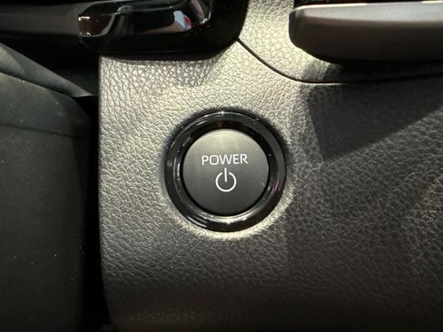 Used 2026 Toyota Camry XLE w/ Premium Plus Package FWD image 17