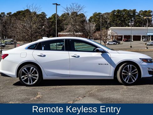Used 2022 Chevrolet Malibu LT image 9