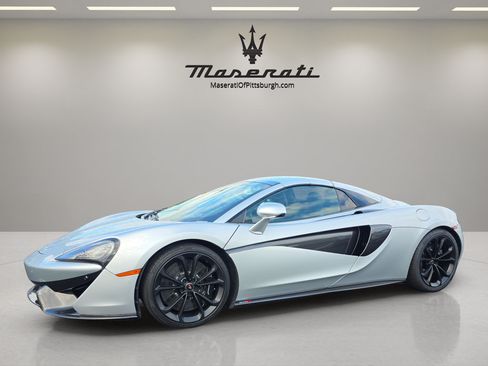 Used 2018 McLaren 570S Spider RWD image 1