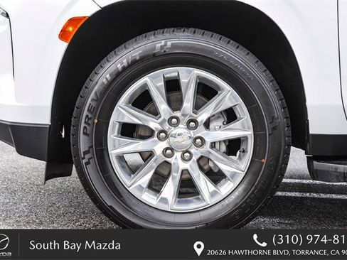 Used 2023 Chevrolet Suburban Premier image 10