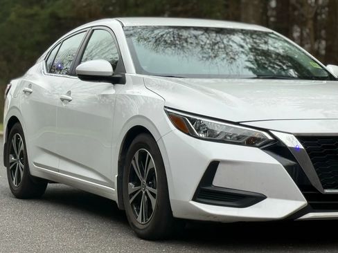 Used 2020 Nissan Sentra SV w/ Electronics Package image 3