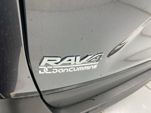 Used 2023 Toyota RAV4 LE AWD/4WD image 26