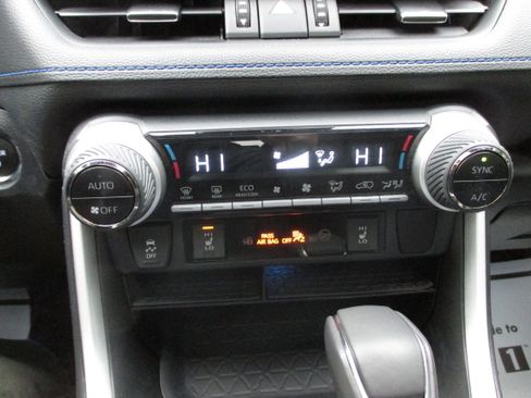 Used 2024 Toyota RAV4 XSE image 19