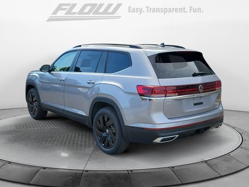 New 2026 Volkswagen Atlas SE image 5