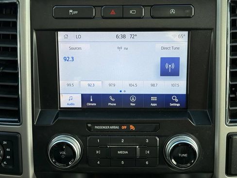 Used 2020 Ford F150 Lariat w/ Equipment Group 502A Luxury AWD/4WD image 15