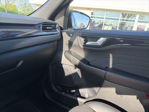 Used 2023 Ford Escape ST-Line w/ Tech Pack #1 AWD/4WD image 21