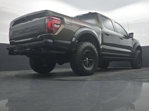 Used 2025 Ford F150 Raptor AWD/4WD image 33